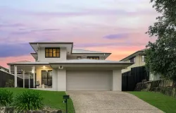 7 Parkwater Close, Upper Kedron, Qld 4055