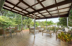 115 Nursery Road, Holland Park West, Qld 4121