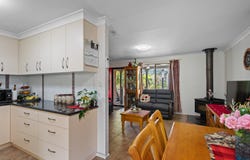 10 Hampton Road, Hampton, Qld 4352