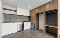 1/2 Clark Street, Williams Landing, Vic 3027