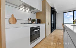 1108/545 Station Street, Box Hill, Vic 3128