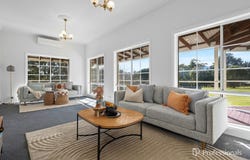 40 Glenview Road, Launching Place, Vic 3139