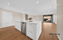 14 Whitestrand Road, Clyde North, Vic 3978