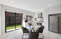 2/52 View Street, Pascoe Vale, Vic 3044