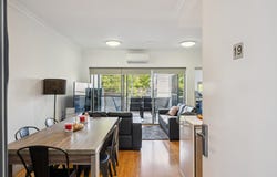 19/2 Rowe Avenue, Rivervale, WA 6103