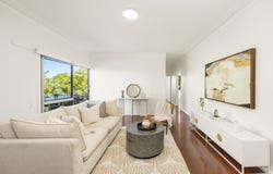42 Blackstone Street, Indooroopilly, Qld 4068