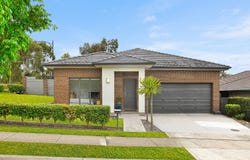 16 Montague Drive, Jordan Springs, NSW 2747