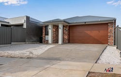 10 ANTONY STREET, Christie Downs, SA 5164
