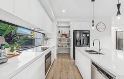 7 Windsor Drive, Upper Kedron, Qld 4055