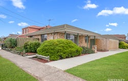 1a Warren Court, Altona Meadows, Vic 3028