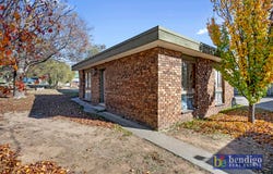 6/52 Happy Valley Road, Ironbark, Vic 3550