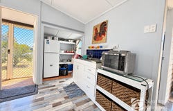 38 Wallen Street, Miles, Qld 4415