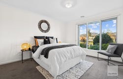 32 Ruthven Way, Mambourin, Vic 3024