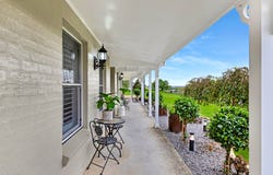 4 Lakeside Drive, Mount Hunter, NSW 2570