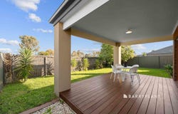13 Page Close, Pakenham, Vic 3810