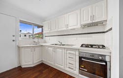 4/39 Barton Road, Hawthorne, Qld 4171