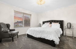 7 Radonich Way, Lake Coogee, WA 6166
