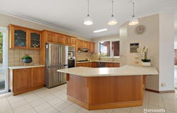 10 Ashton Rise, Doncaster East, Vic 3109