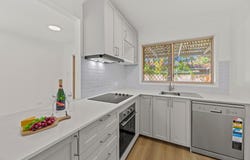 118/170 Central Street, Labrador, Qld 4215