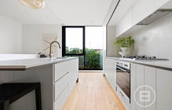G12/7 White Street, Windsor, Vic 3181