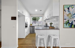 90 Bellevue Drive, Berwick, Vic 3806
