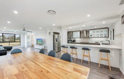 129 Oakview Drive, Redridge, Qld 4660