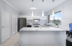 15 Snowy Avenue, Minto, NSW 2566