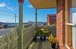 1/37 Thorne Street, Upper Burnie, Tas 7320
