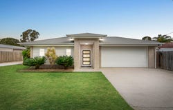 22 Brighton Street, Point Vernon, Qld 4655