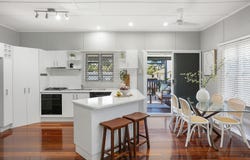 49 Roberts Street, Hermit Park, Qld 4812