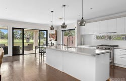4 Barrington Chase, Sandhurst, Vic 3977