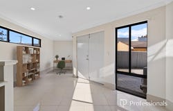16A Durham Way, Westminster, WA 6061