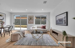 28 Winter Street, Clyde North, Vic 3978