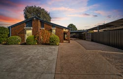 16 Bugden Avenue, Gowrie, ACT 2904