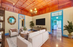 9  Hazlewood Street, Highgate Hill, Qld 4101