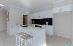 8 Benwerren Cl, Strathdale, Vic 3550