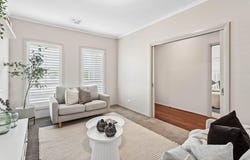 15 Broadwater Crescent, Mawson Lakes, SA 5095