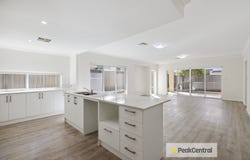 30 Wintergreen Crescent, Treeby, WA 6164