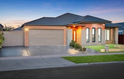 13 Fieldwren Drive, Williams Landing, Vic 3027