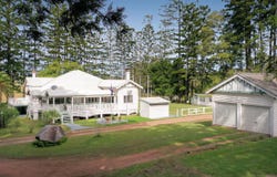 9 Corfield Street, Brooweena, Qld 4620