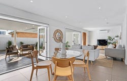 4 Coveside Avenue, Safety Beach, Vic 3936