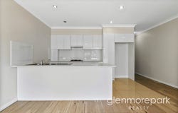 19/1 Glenmore Ridge Drive, Glenmore Park, NSW 2745