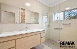 76 Golden Grove Drive, Bentley Park, Qld 4869