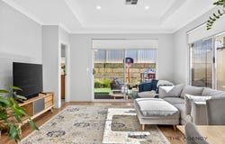 8 Mykonos Road, Coogee, WA 6166