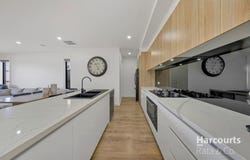 35 Rathdowne Drive, Mickleham, Vic 3064