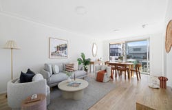 1/2 Queenscliff Road, Queenscliff, NSW 2096