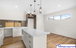 28 Hedgevale Drive, Officer, Vic 3809