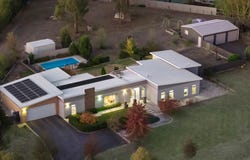 2 Leslie Place, Junortoun, Vic 3551
