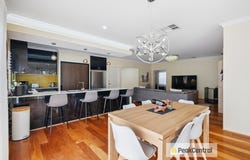 10 Hermitage View, Secret Harbour, WA 6173