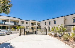 35/5 Eastleigh Loop, Currambine, WA 6028